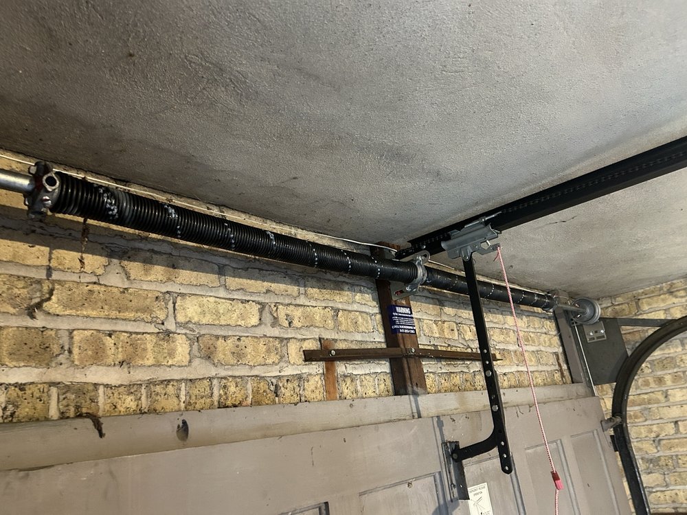 Buckeridge Door - Garage Door Contractor in Lombard, IL