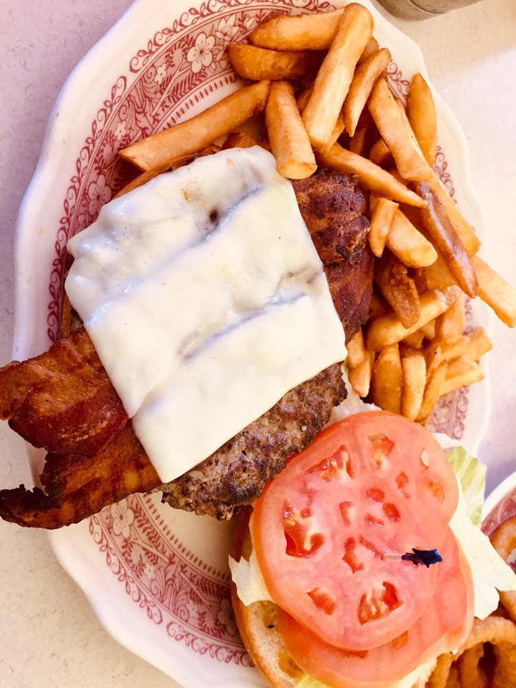 ZIP’S DINER 85 Photos & 124 Reviews Rte 101 And 12, Dayville