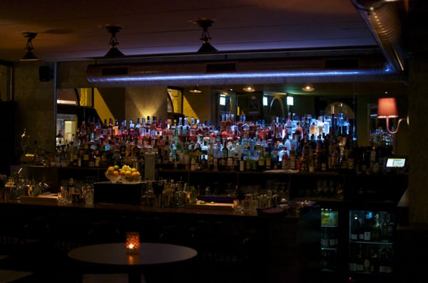 Tales Bar by null