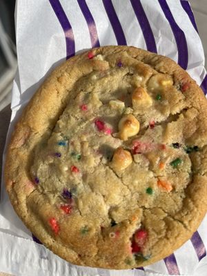 Insomnia Cookies by null