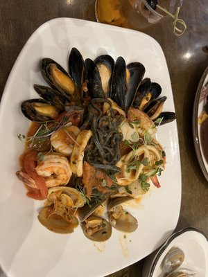 Mello Bistro by null