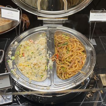 Genting Palace - Fried Rice and Fried Udon noodles - Cantonese Near Me - Las Vegas, Nevada Genting Palace - Fried Rice and Fried Udon noodles - Cantonese Near Me - Las Vegas, Nevada