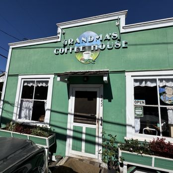 Grandma's Coffee House - Coffee & Tea Near Me - Kula, Hawaii Grandma's Coffee House - Coffee & Tea Near Me - Kula, Hawaii