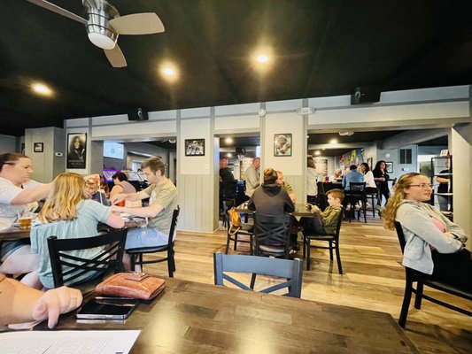 The GOAT Pub & Pie by null