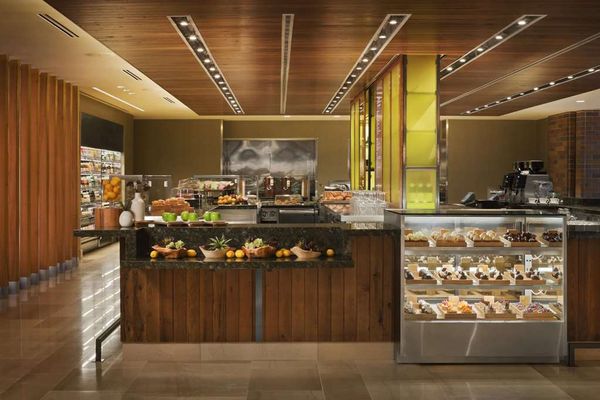 Hilton Anatole by null