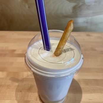 Zo's Good Burger Canton - Dip-able shakes - Burgers Near Me - Canton, Michigan