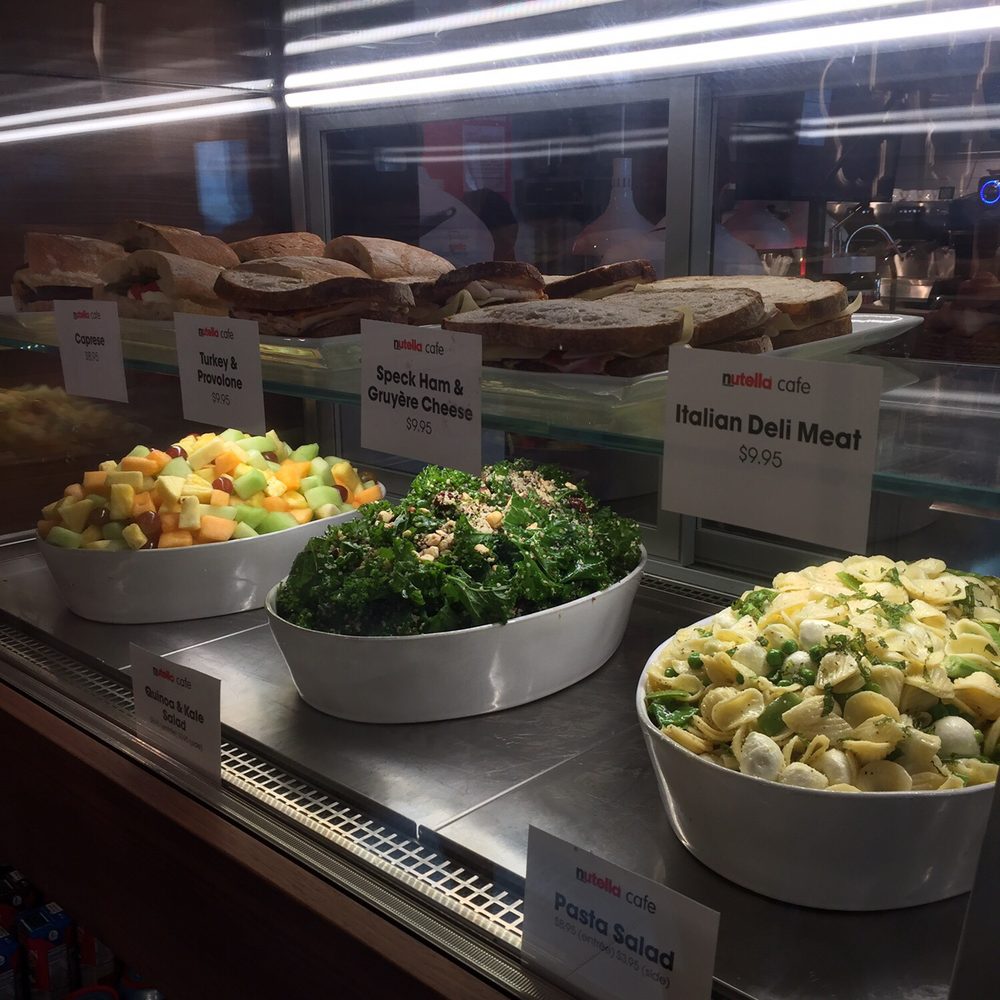 Nutella Cafe - Desserts Near Me - Chicago, Illinois