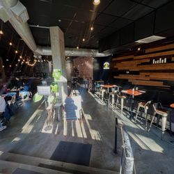 Greenlake Sushi and Roll - Inside from front door