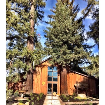 Sequoia Grove Winery - Wine Tasting Room Near Me - Rutherford, California