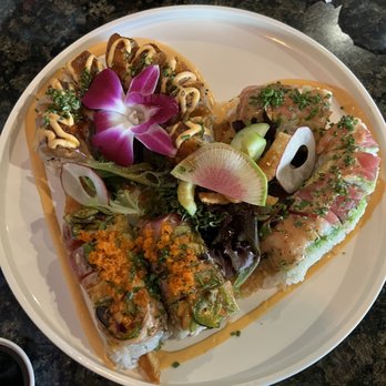 Aiko - Sushi Bars Near Me - Rancho Cordova, California