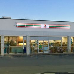 7-Eleven - Store front