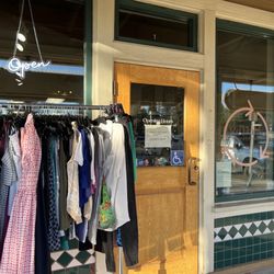 ReThink - A Truckee Thrift - Front of the store~