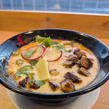 Nakazo Ramen Bistro - Las Carnitas Ramen - Ramen Near Me - Alhambra, California