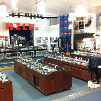 Bengans - Music & DVDs Near Me - Göteborg, O