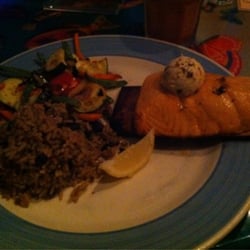 Rainforest Cafe - Salmon tribal