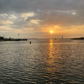 Houston Pedal Barge - Boat Tours Near Me - Seabrook, Texas Houston Pedal Barge - Boat Tours Near Me - Seabrook, Texas
