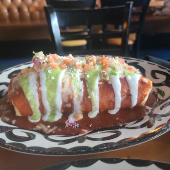 Kalaveras - Kallis wet burrito - Latin American Near Me - San Pedro, California