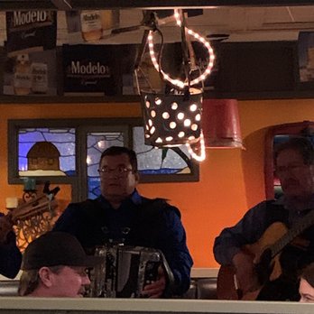 Guadalajara Mexican Grill - Mariachi's in great voice - Mexican Near Me - Temecula, California