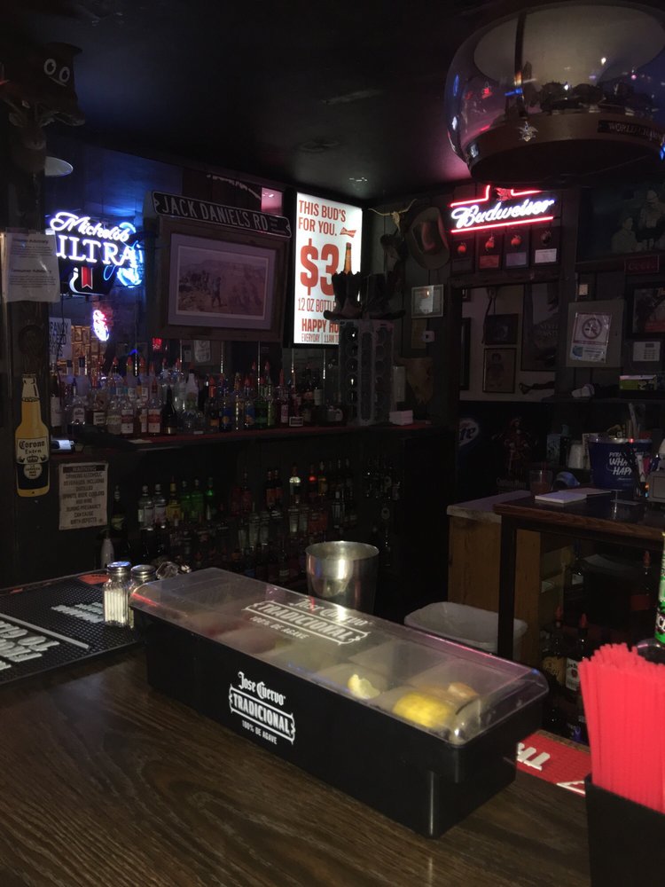 SADDLEHORN SALOON 13 Reviews 6300 E Tanque Verde Rd, Tucson