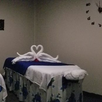 Jenma Thai Massage and Spa - 1 one of 2 couples massage rooms - Massage Near Me - Aiea, Hawaii Jenma Thai Massage and Spa - 1 one of 2 couples massage rooms - Massage Near Me - Aiea, Hawaii