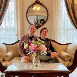 Everitt House - Couples Photo in the main room