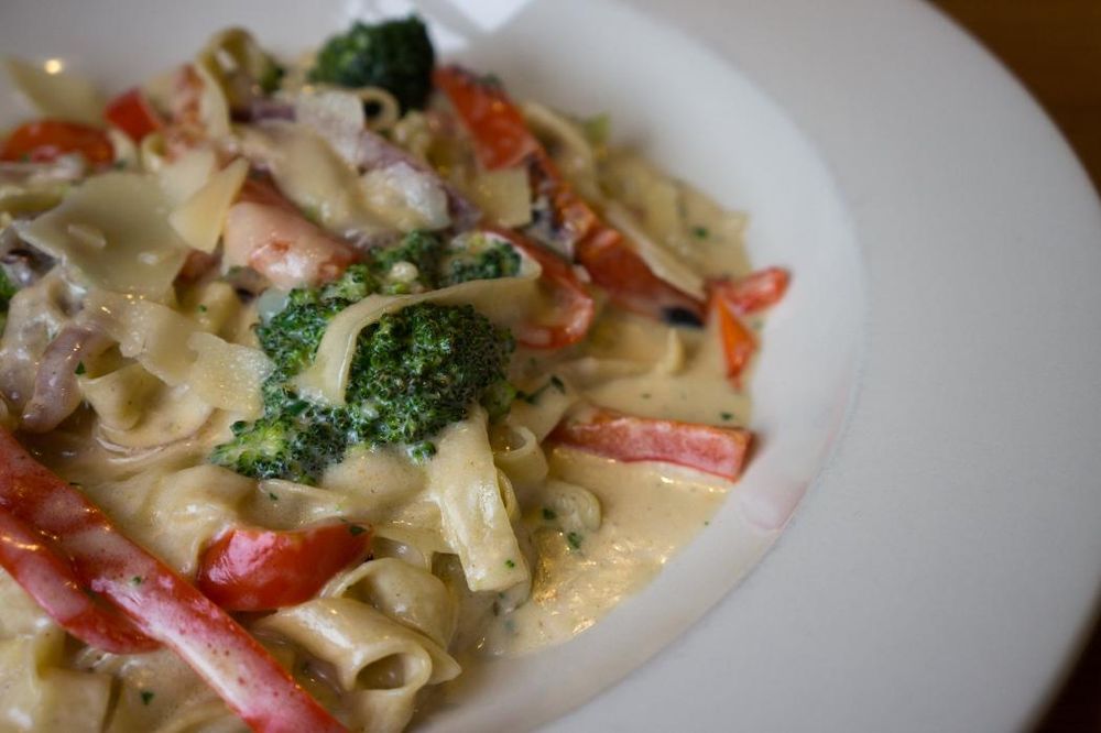 BELLA LUNA WOODFIRED PIZZA 304 Photos & 443 Reviews 80 W Water St