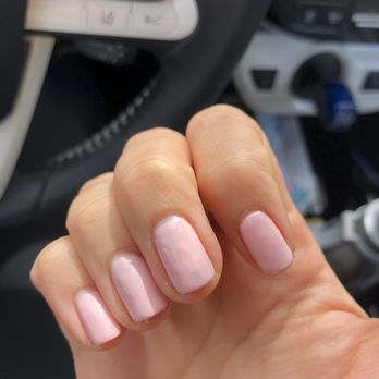 Lavender Nails Spa - Lumpy gel and uneven coat - Nail Salons Near Me - Oakland, California