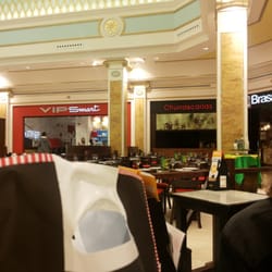 Gran Plaza 2 - La zona de restaurantes poca cosa. Encuentras un Muerde la pasta, el Brasa y Leña, etc ...y algunas cafeterías y heladerías.
