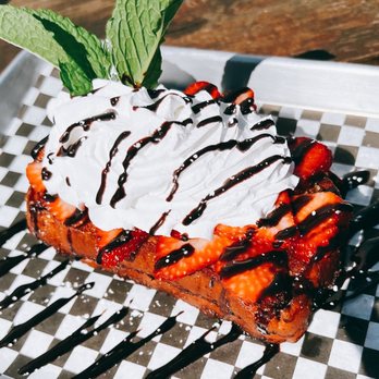 Daybreak Kitchen & Biscuit - Breakfast & Brunch Near Me - Sterling, Virginia Daybreak Kitchen & Biscuit - Breakfast & Brunch Near Me - Sterling, Virginia