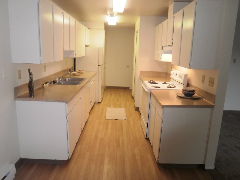 MEADOW RIDGE APARTMENTS Updated September 2024 14345 SW Walker Rd