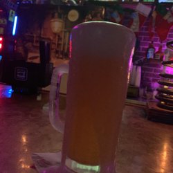 Dewey's Corner Pub - Frostiest Stella