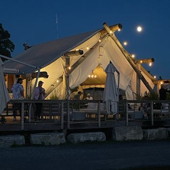Collective Retreats - Moonlight on Governors Island - Vacation Rentals Near Me Collective Retreats - Moonlight on Governors Island - Vacation Rentals Near Me