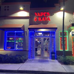 VAPES & KAVA
