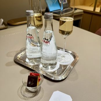 Cartier - Refreshments and chocolates - Jewelry Near Me - Beverly Hills, California