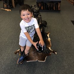 Bronco Western Wear