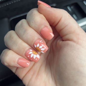 Diva Nails & Spa - Nails - Nail Salons Near Me - Gulf Breeze, Florida