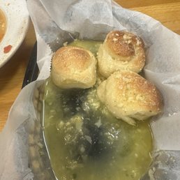 The Best garlic rolls! The Best garlic rolls!
