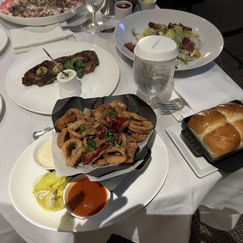 XV Beacon - In room dining - Hotels Near Me - Boston, Massachusetts