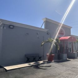 Lido Cabaret - Lido Cabaret in Cocoa Beach Florida