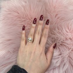 Sky Nail And Spa - Shellac manicure