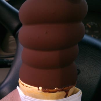 Fosters Freeze - Chocolate dipped vanilla ice cream cone. - Ice Cream & Frozen Yogurt Near Me - Lodi, California
