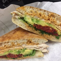 Au Bon Pain - Chipotle turkey with avocado