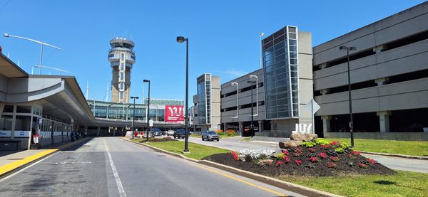 Montréal-Pierre Elliott Trudeau International Airport by null