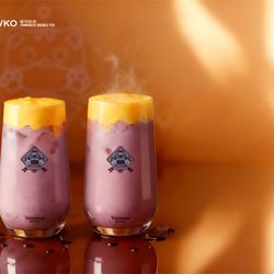 Meowko Bubble Tea - Coconut Taro Brûlée Cloud - Meowko's signature creamy taro milk mixed with cocont milk and layered with smooth golden brûlée foam.