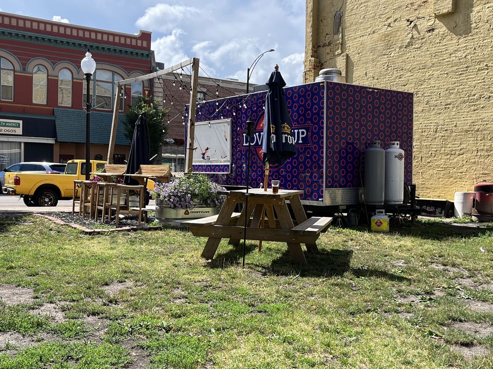 Vermilion River Logo