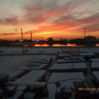 Sakonnet Lobster - the setting of a winter sunset - Seafood Markets Near Me - Little Compton, Rhode Island Sakonnet Lobster - the setting of a winter sunset - Seafood Markets Near Me - Little Compton, Rhode Island