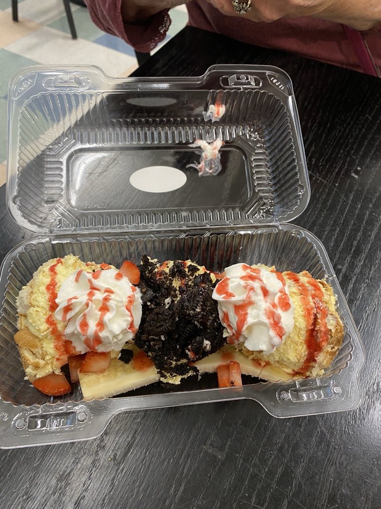 Louisville Pudding Company Logo