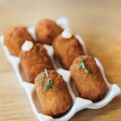 Sala Astoria - Croquetas