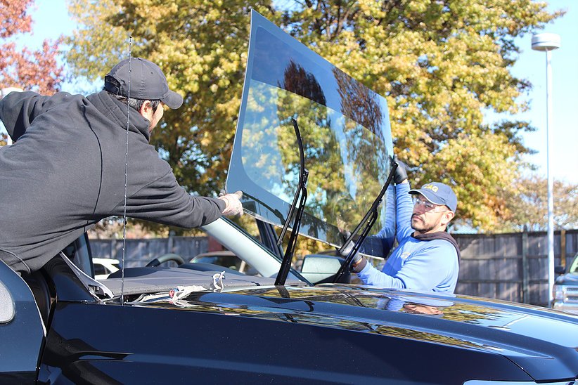 SUN VALLEY MOBILE CAR GLASS Updated August 2024 8816 N Laurel