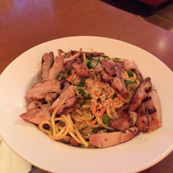 Fat Choy - Sesame noodles with chicken - New American Near Me - Las Vegas, Nevada